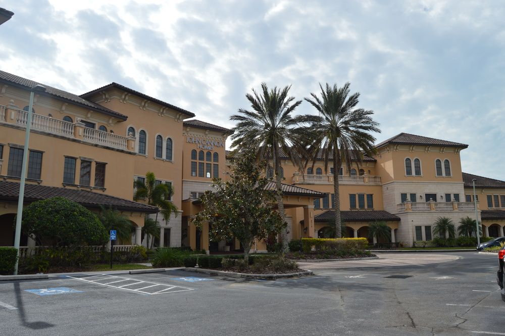SIGNATURE OFFICE SPACE IN LAKEWOOD RANCH: 6710 Professional Pkwy W , Sarasota, FL 34240